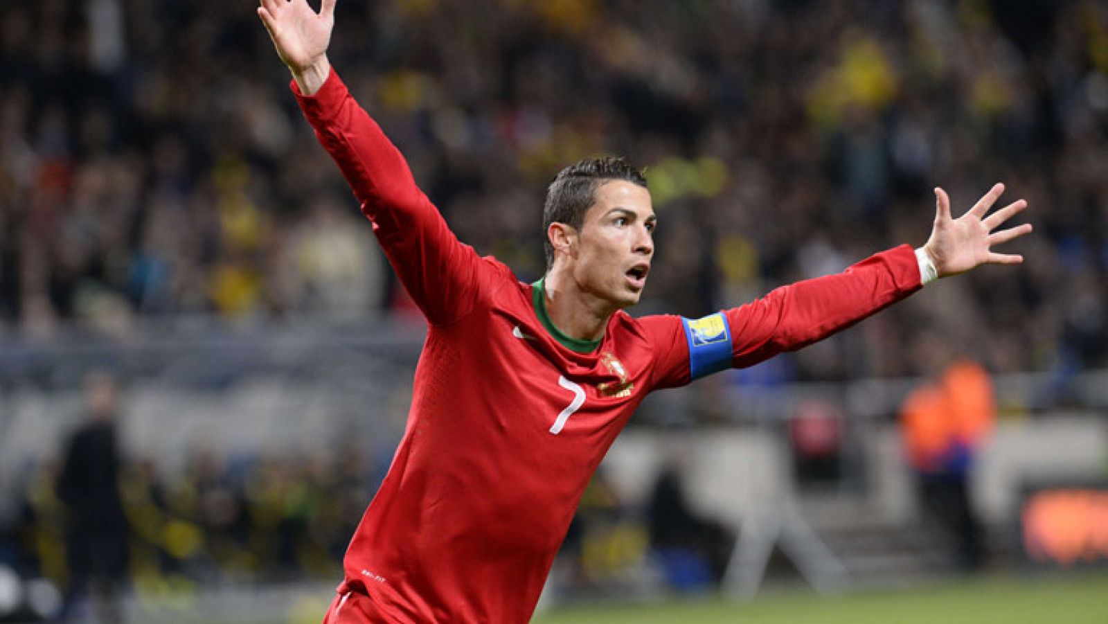 Suecia 2 - Portugal 3 | Repesca al Mundial de | Cristiano enseña el camino hacia Brasil y deja en la estacada a la Suecia de 'Ibra' RTVE.es