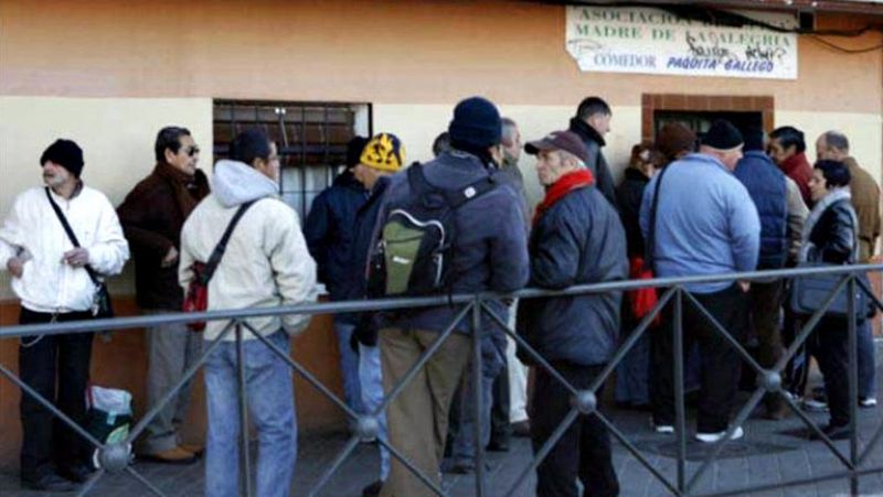 El 21,6% de los españoles vive por debajo del umbral de la pobreza, según el INE