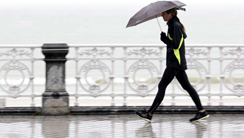 Lluvias en Cantábrico y Pirineo y viento fuerte en noreste y Baleares