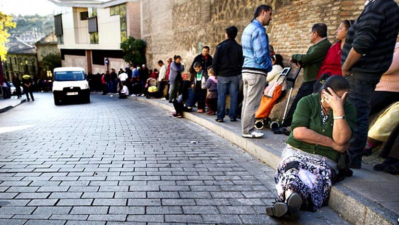 El 21,6% de los españoles vive por debajo del umbral de la pobreza en 2013