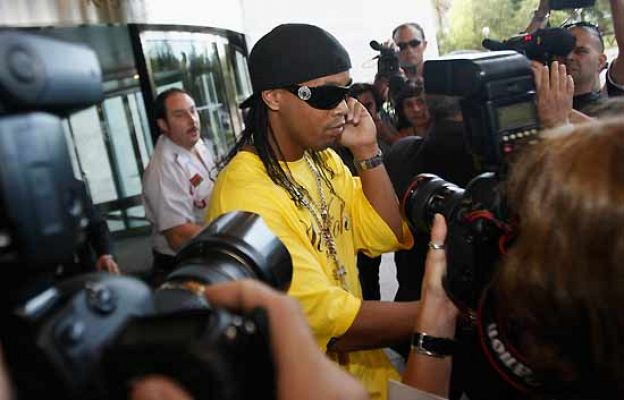 Ronaldinho se va al Milán