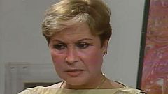Autorretrato - Lina Morgan