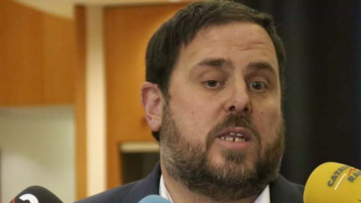 Telediario 1 - Sondeo elecciones en Cataluña