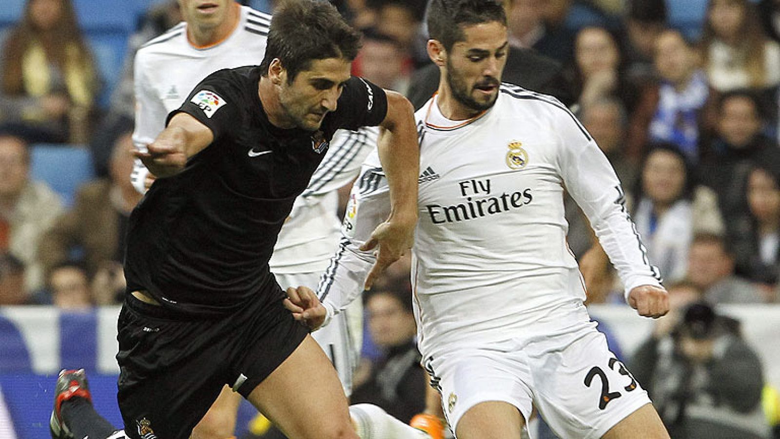 Isco Alarcón, uno de los fijos de Ancelotti al principio de temporada, podría ser el gran beneficiado de la baja por lesión de Khedira. Si el técnico italiano decide cambiar el dibujo de su equipo, el malagueño podría regresar al once titular contra 