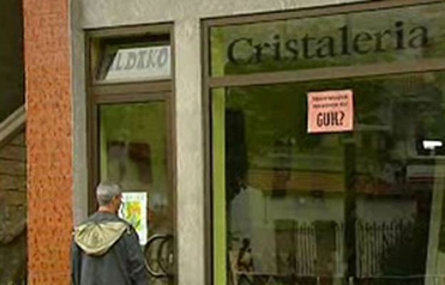  - Polémica cristalería