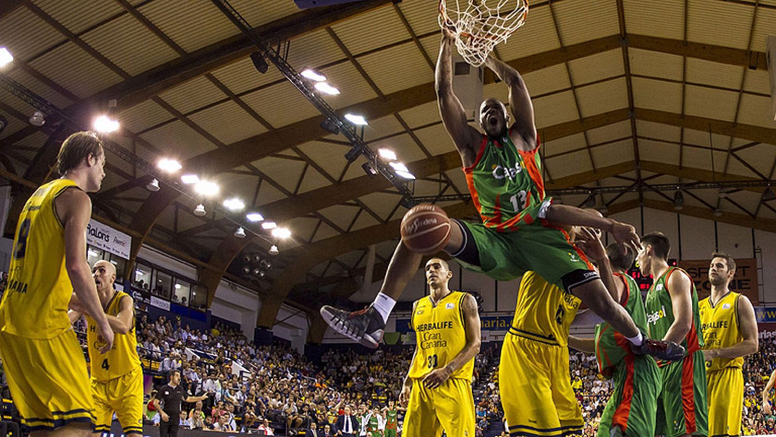 Baloncesto en RTVE: Herbalife Gran Canaria 56-68 Cajasol | RTVE Play