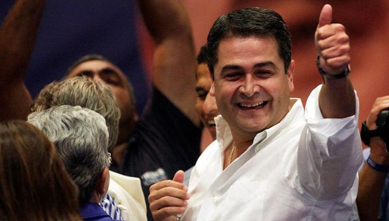 Ventaja del candidato oficialista Juan Orlando Hernández en las elecciones de Honduras