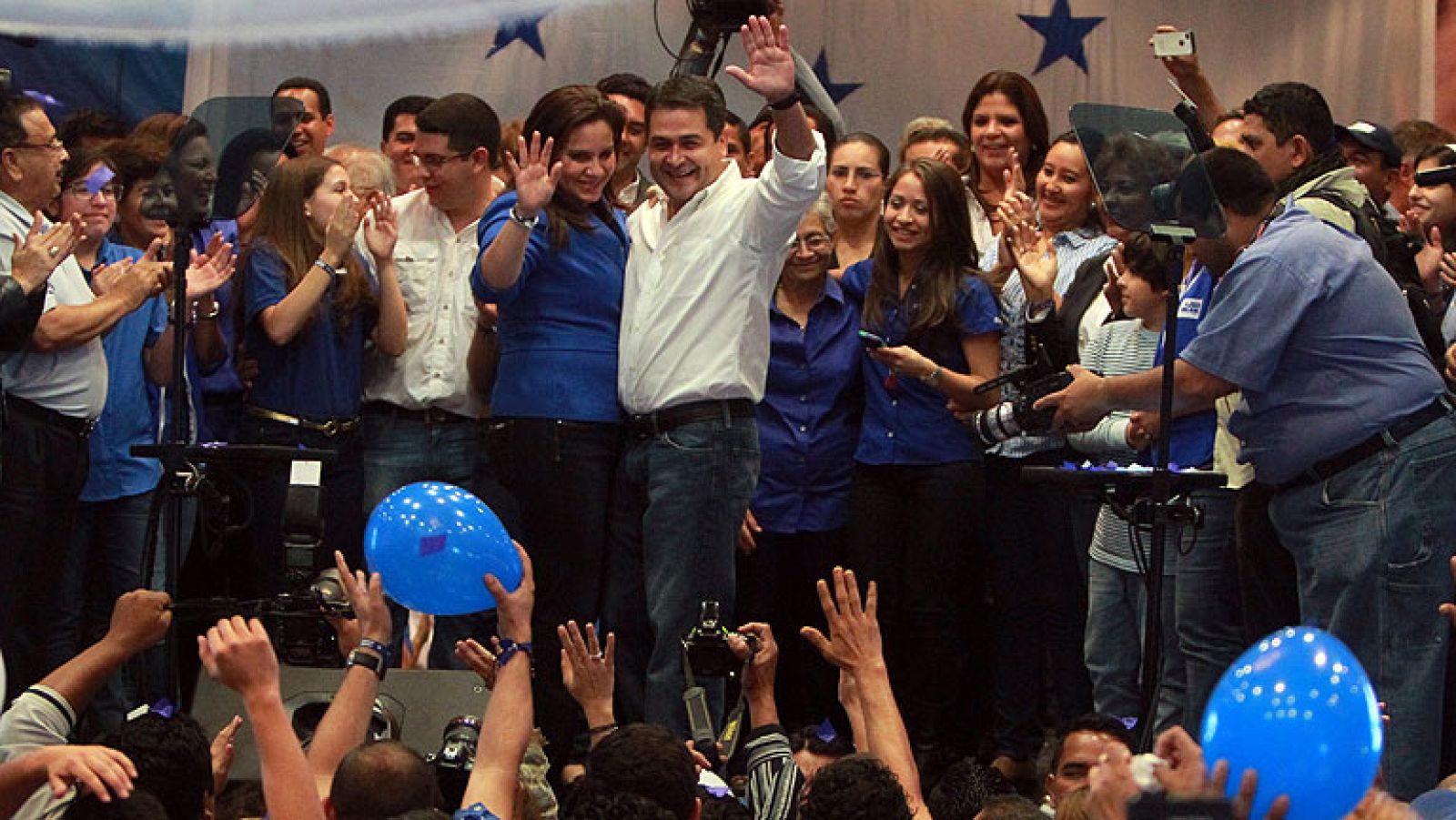Telediario 1: El  oficialista Juan Orlando Hernández mantiene ventaja en las elecciones de Honduras | RTVE Play