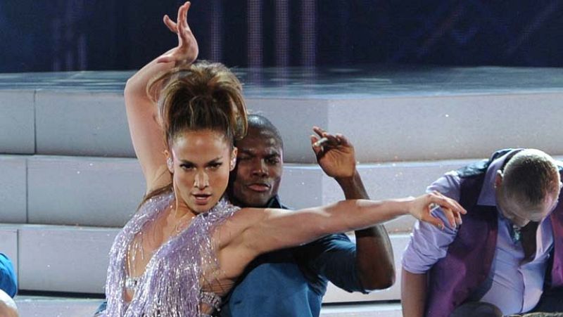 Destacada actuación de Jennifer López en la entrega de los premios de la Música Américana 