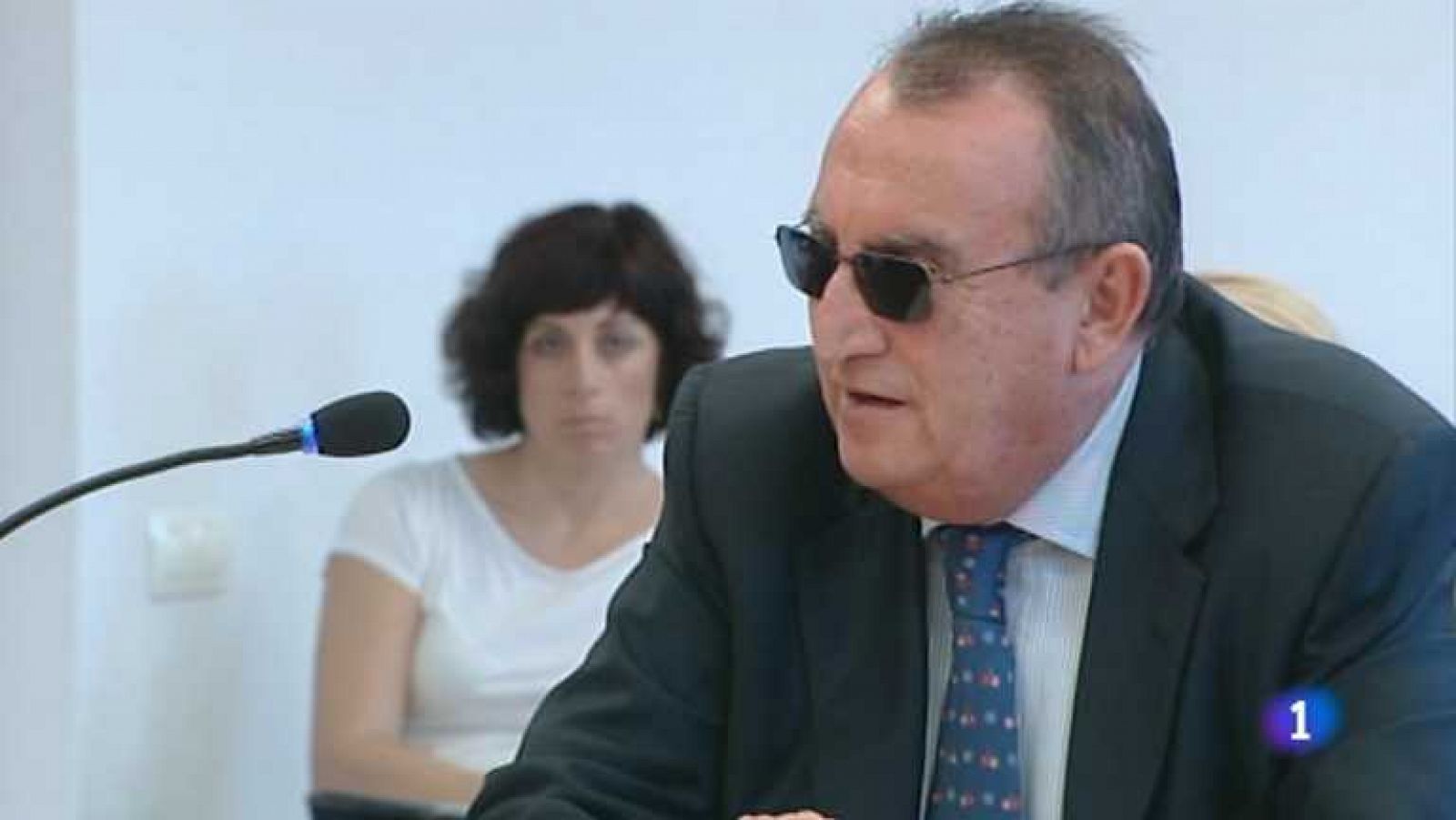 L'Informatiu - Comunitat Valenciana 2 - 25/11/13 - Ver ahora