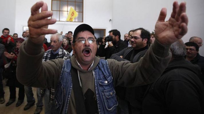 El parlamento luso aprueba las cuentas de 2014 con fuertes protestas ciudadanas