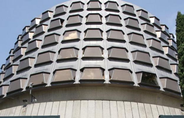  - El TC suspende la consulta vasca