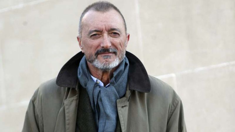 Arturo Perez Reverte presenta su última novela "El francotirador paciente" 