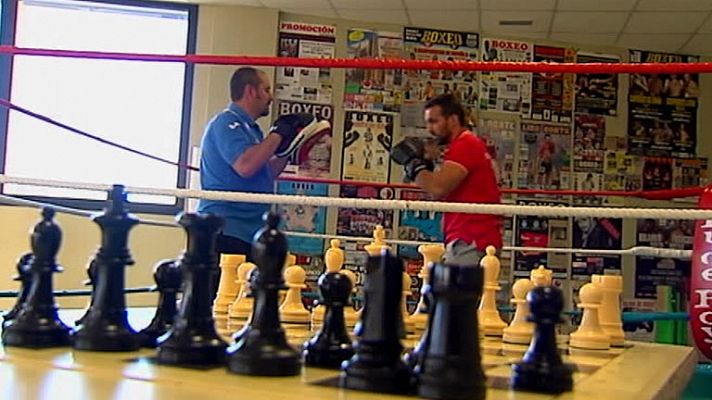 Telediario 1 - Un español en la élite del 'chess boxing'