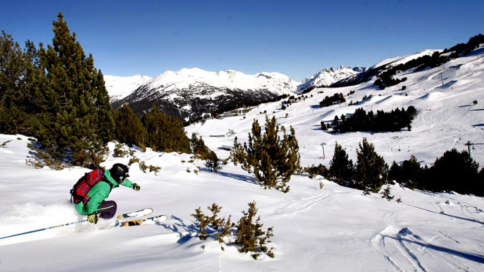Se cumplen 10 años de la Gran Unión de Estaciones, el momento en el que los 6 sectores de Grandvalira se unieron para crear un lugar soñado por todos los esquiadores: 210 kilómetros en los que celebrar, el Dominio de la Nieve.