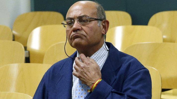 Telediario 1 - Díaz Ferrán niega haber cometido delito fiscal en la compra de Aerolíneas Argentinas por Air Comet