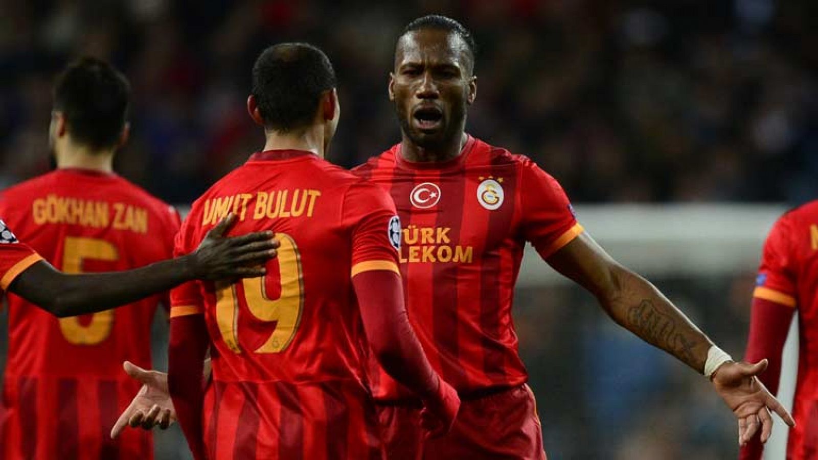 Sin programa: Bulut empata para el Galatasaray gracias a la varita mágica de Drogba (1-1) | RTVE Play