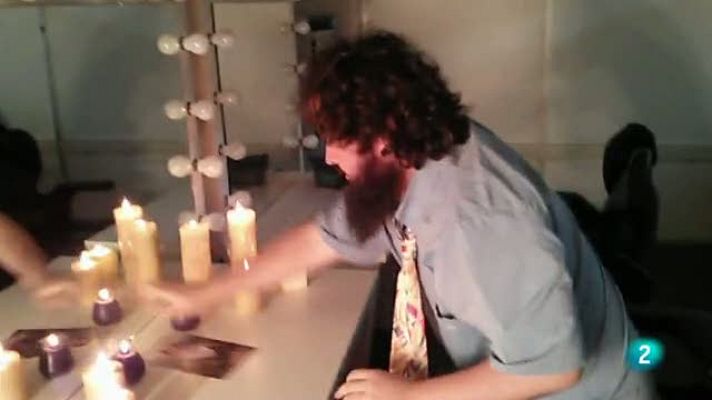 Fiesta suprema - El extraño ritual de Lou