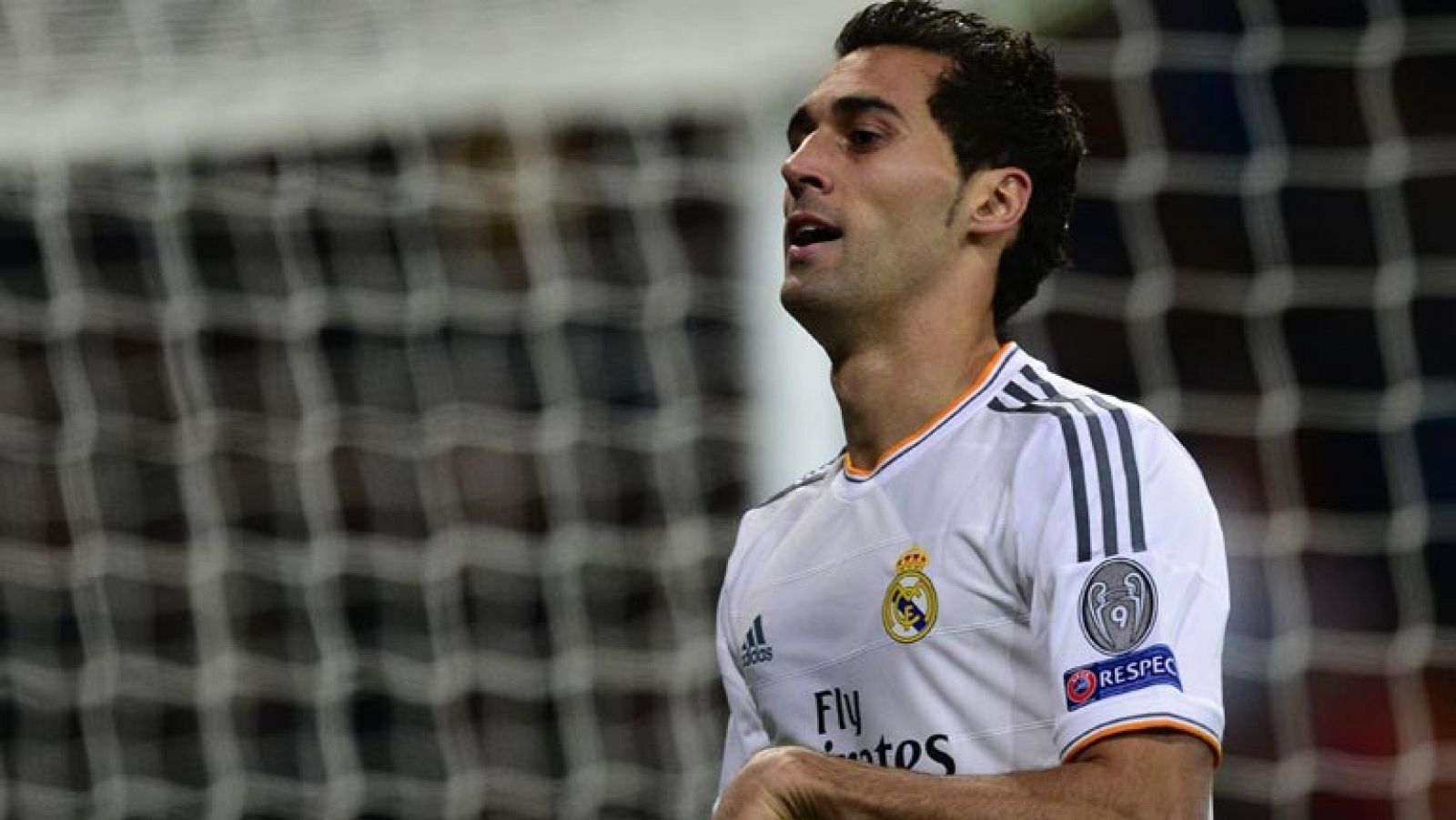 Telediario 1: Arbeloa recupera el cariño del Bernabéu | RTVE Play