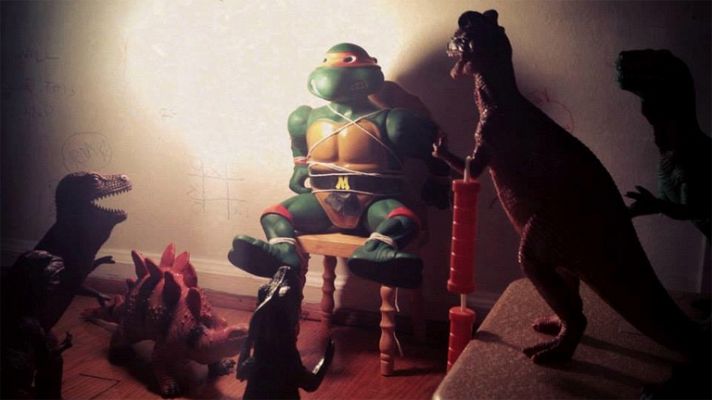 Torres y Reyes - Bandaparte: Dinovember