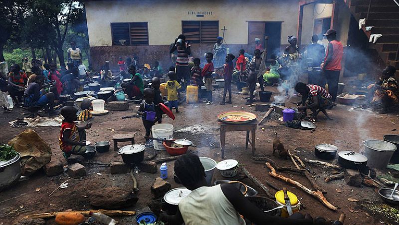Los combates sectarios en República Centroafricana dejan más de 400 mil desplazados | Ver