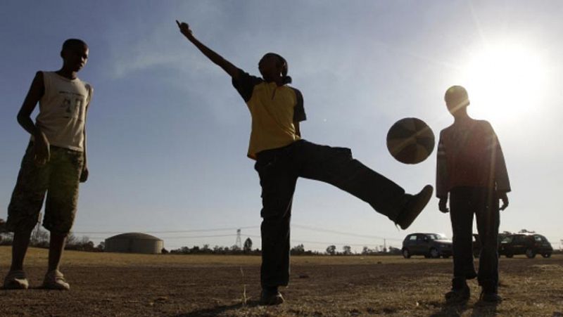 'Diamantes negros', tráfico de niños futbolistas 