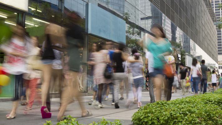 Telediario 1 - Una tercera parte de nuestras compras las decidimos de manera impulsiva en los puntos de venta