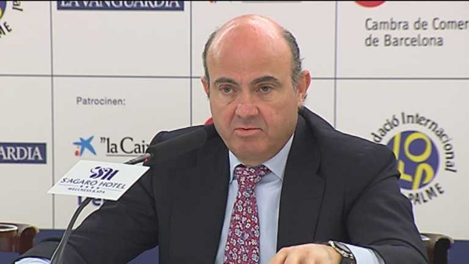 De Guindos insiste en que 2014 será el año de la recuperación