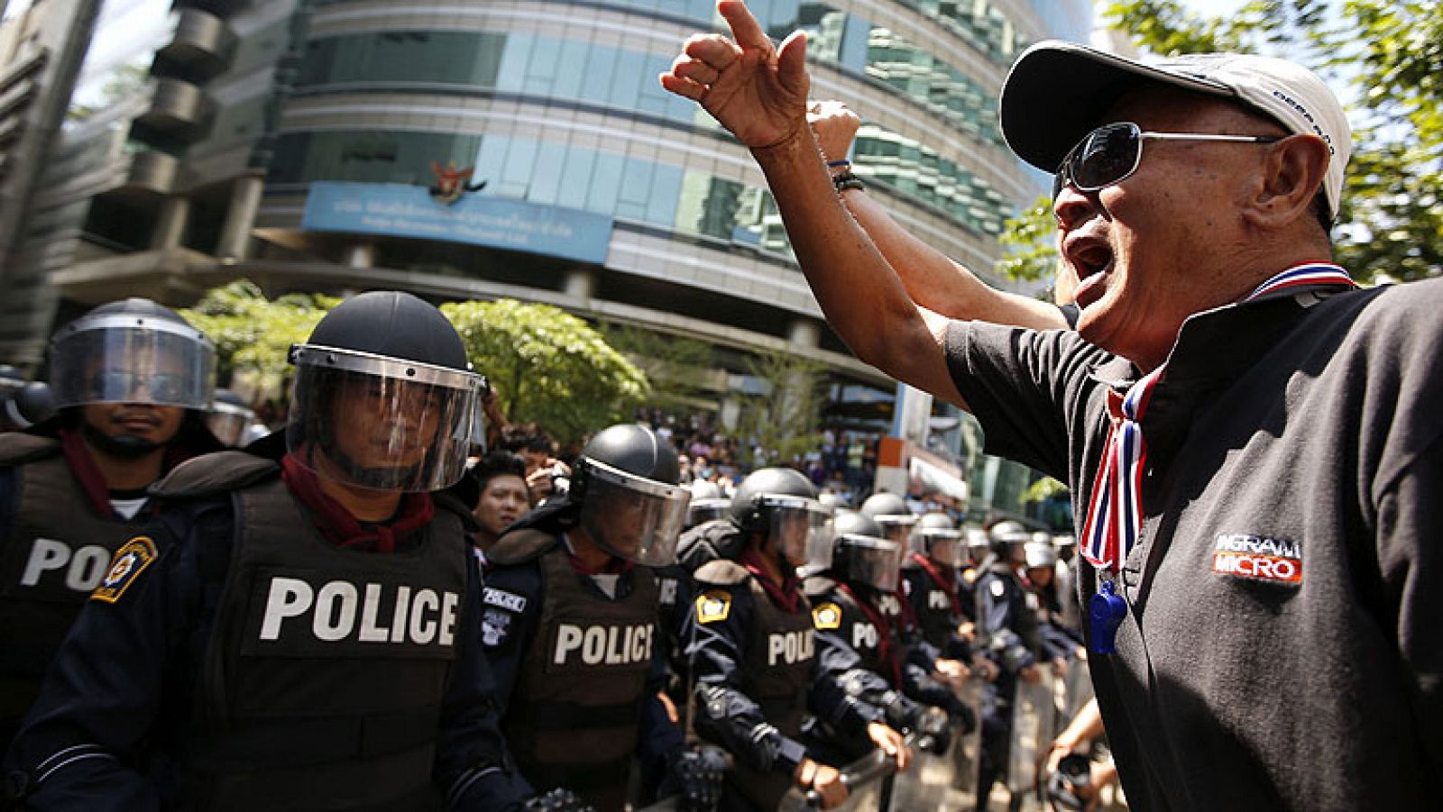 Informativo 24h: Al menos cinco muertos por las protestas en Tailandia | RTVE Play