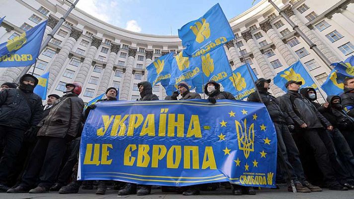 Informativo 24h - Piden la dimisión de Yanukóvich