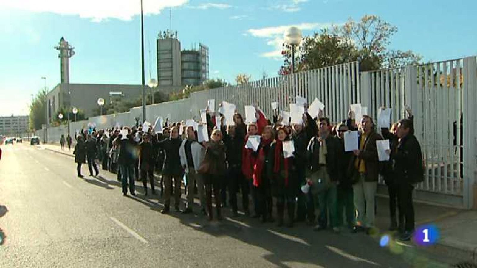 L'informatiu - Comunitat Valenciana: La Comunidad Valenciana en 2' - 02/12/13 | RTVE Play