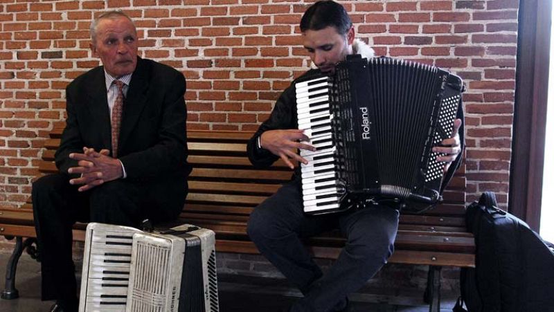 Los músicos callejeros de Madrid están de examen para poder tocar en la calle 