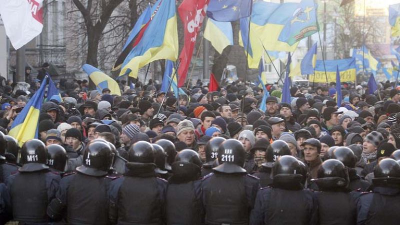 El Gobierno ucraniano supera la moción de censura presentada por varios grupos de la oposición 