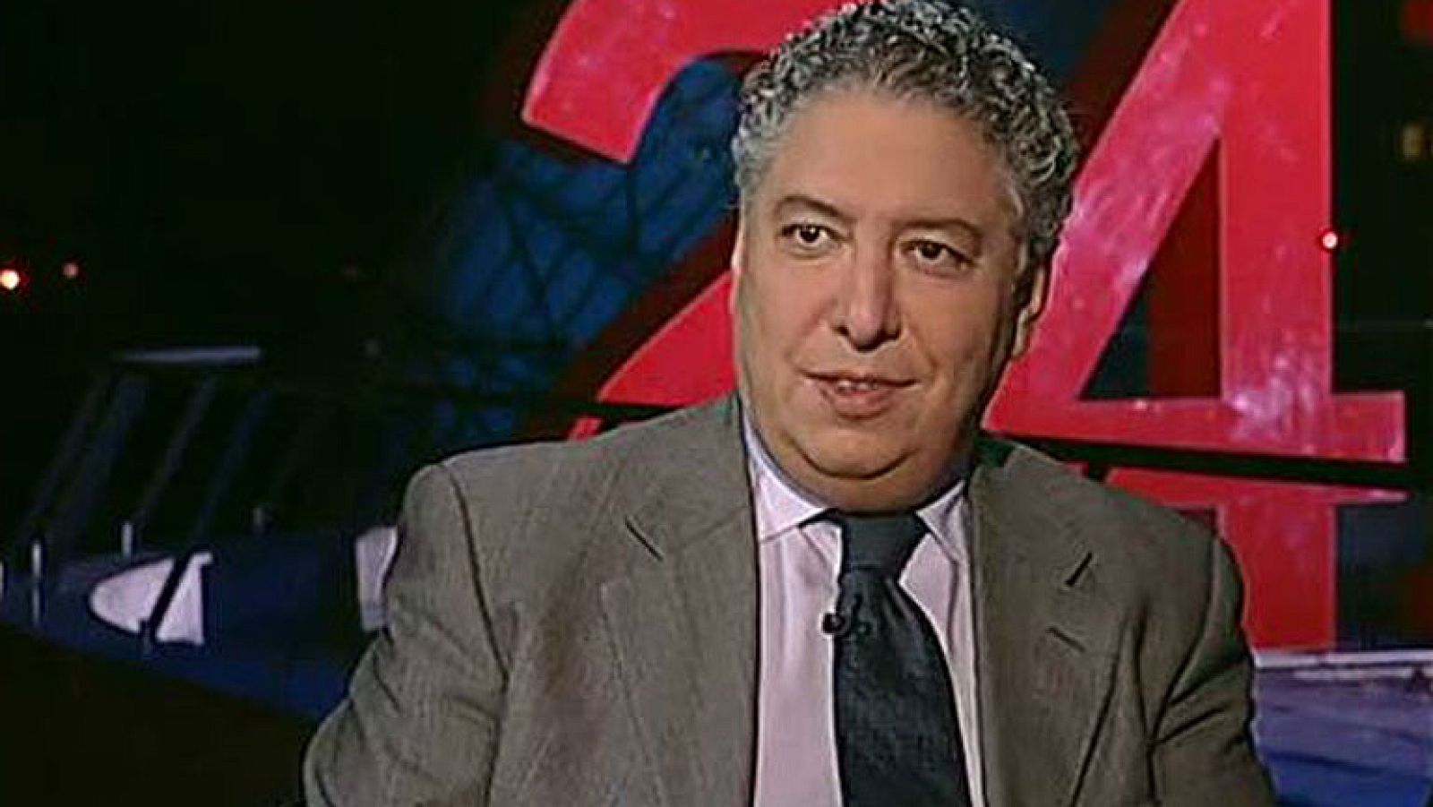 Tomás Burgos sobre la caída del paro: "No es un dato puntual, sino una tendencia" - La noche en 24h | Ver