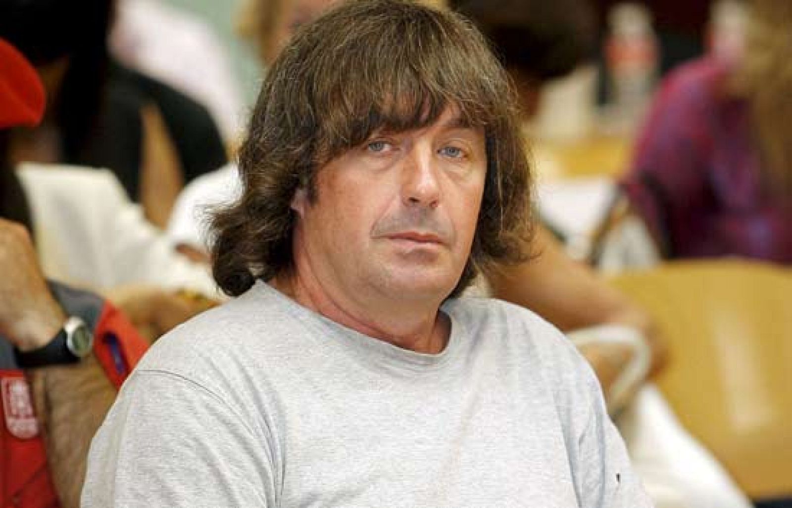 Las últimas palabras de 'El Solitario' las ha pronunciado en un idioma que ni su abogado ha identificado. Así se ha cerrado el juicio por el asesinato de dos guardia civiles en Castejón, en 2004, que ha vuelto a insistir en que él no los mató.