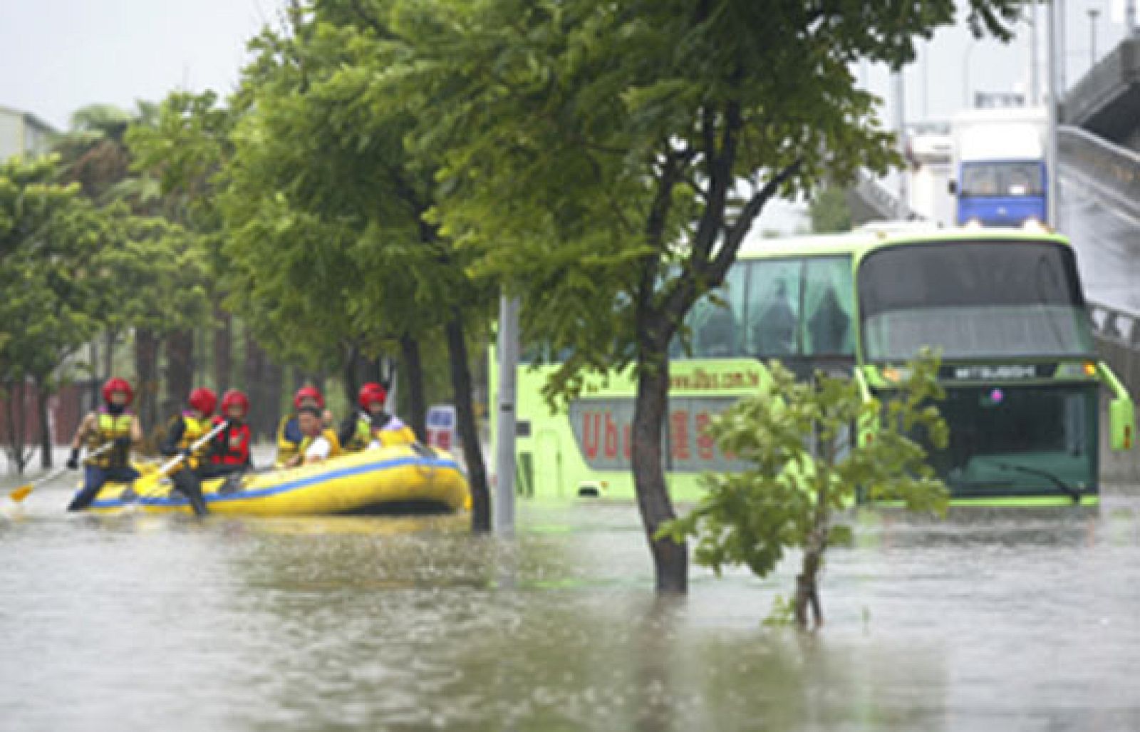 Toda la actualidad resumida en cuatro minutos.