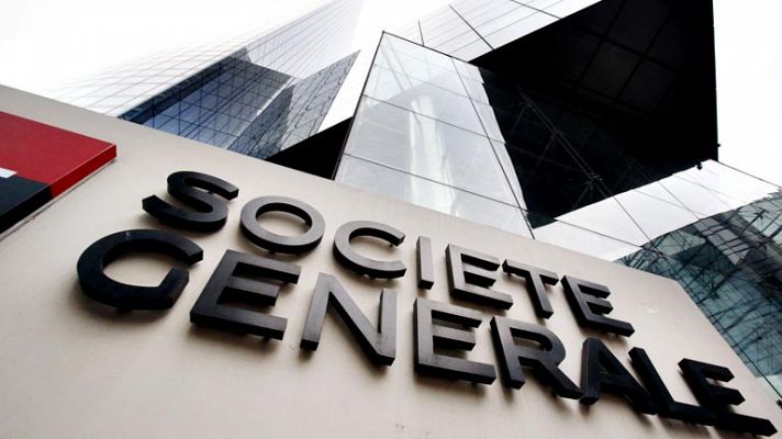 Multa de 1.712 millones a 8 bancos