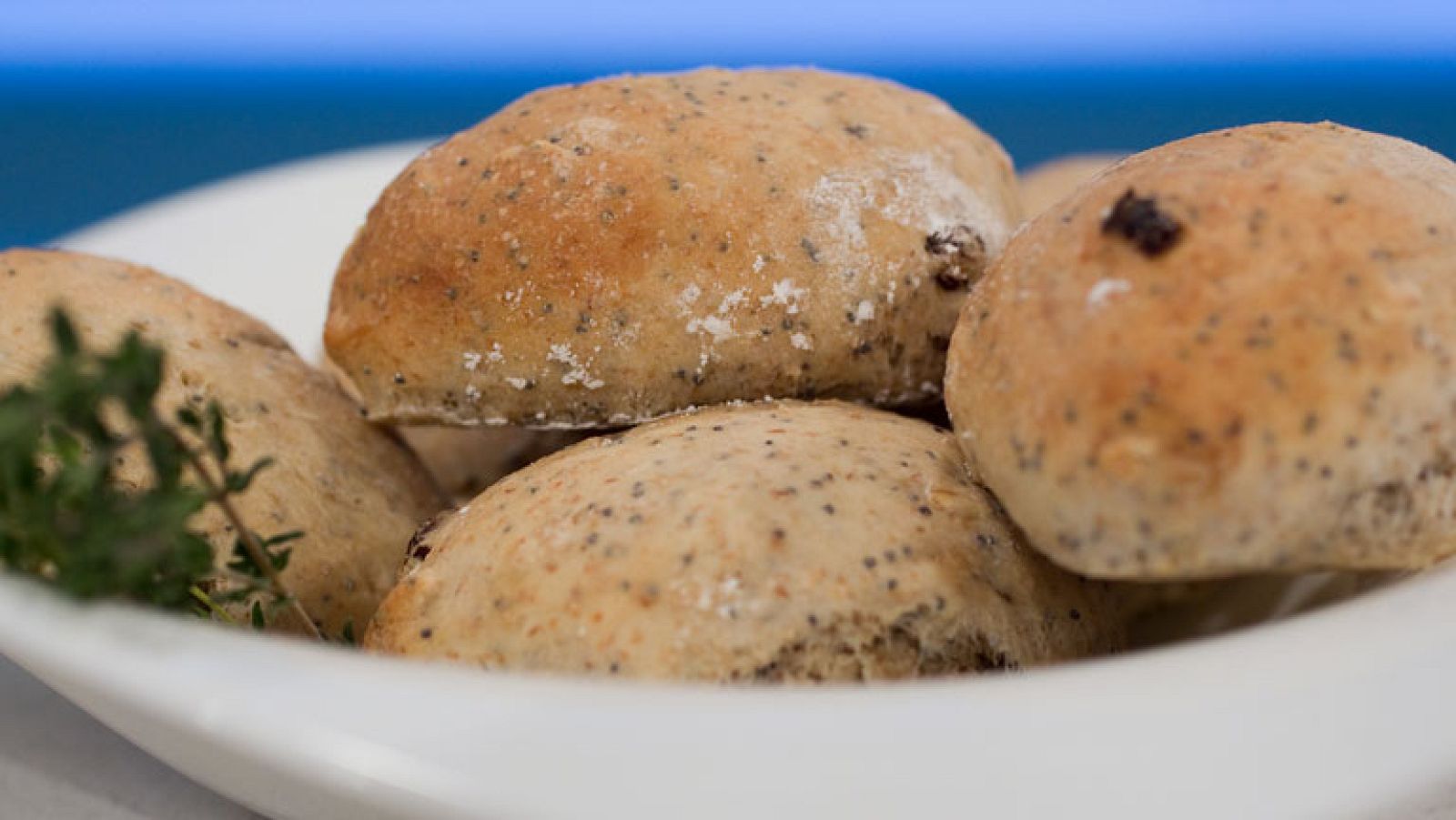 RTVE Cocina: Panecillos de frutos secos | RTVE Play