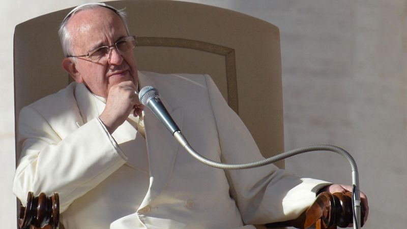 El papa Francisco decide crear una comisión para luchar contra la pederastia