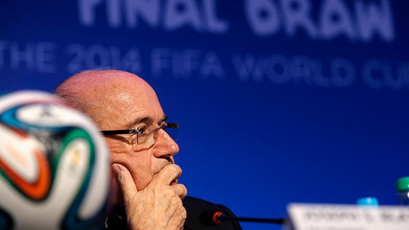 La FIFA ha decidido que se puedan realizar dos descansos extras en los partidos del Mundial de Brasil 2014 que por su horario pueda ser peligroso para la salud de los futbolistas.