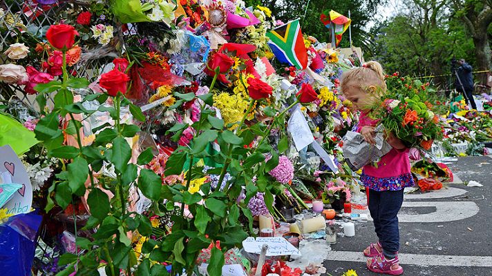 Informativo 24h - Dolor por la muerte de Mandela