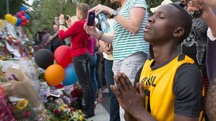 Sudáfrica dedica hoy a la oración en memoria de Mandela