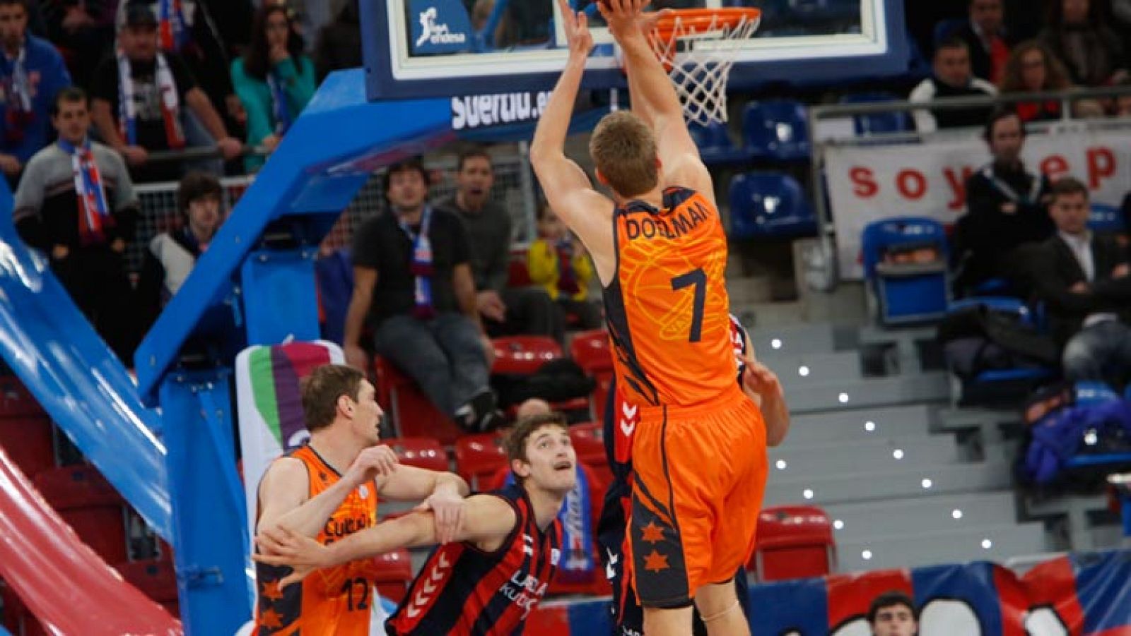 Laboral Kutxa 78 - Valencia Basket 79