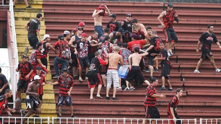Telediario 1 - Tres heridos por disturbios entre hinchas brasileños