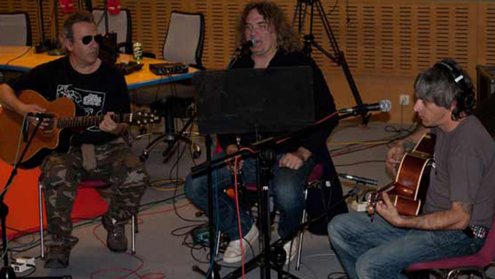 El cantante de Reincidentes detenido por intoxicación