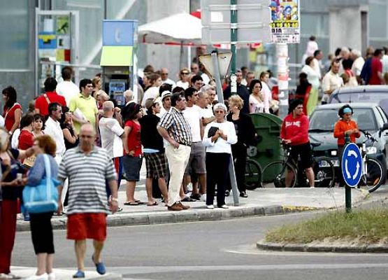  - "Por seguridad, salgan de la playa"