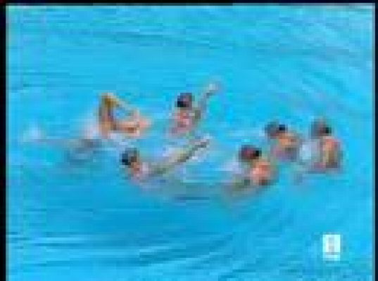  - La sincronizada vence y convence