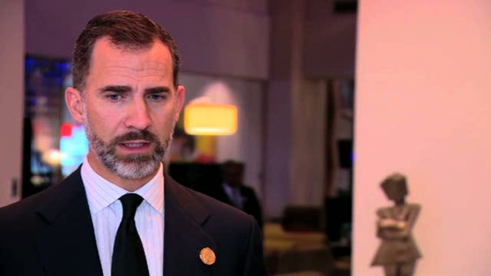 El principe de Asturias y el presidente del Gobierno en el funeral de Mandela