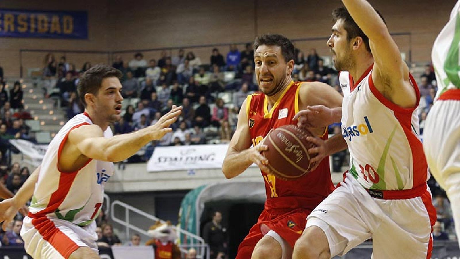 Baloncesto en RTVE: UCAM Murcia 89 - Cajasol 85 | RTVE Play