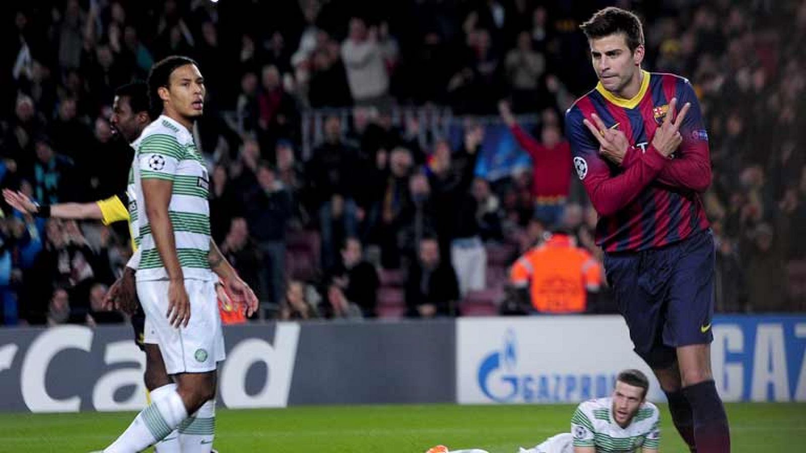 Sin programa: Piqué adelanta al Barcelona ante el Celtic (1-0) | RTVE Play